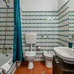 Peaceful Flat In By Lovelystay Daire Lagos