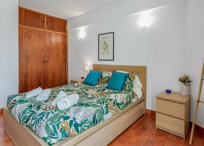 Peaceful Flat In By Lovelystay Apartament
