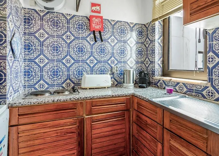 Appartamento Peaceful Flat In By Lovelystay Lagos